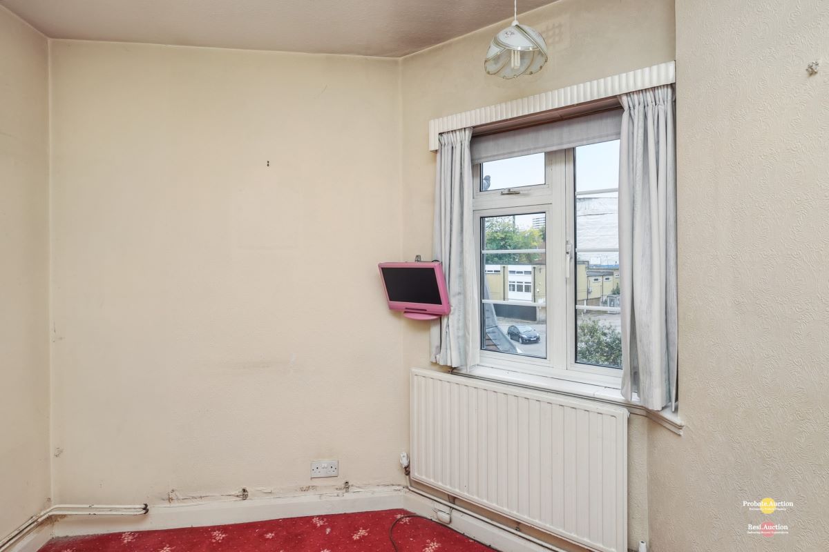 100 Alexandra Court, Empire Way, Wembley, Middlesex, HA9 0QZ