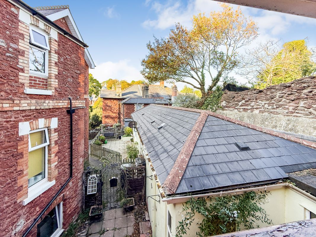 Betts Cottage, Old Mill Road, Torquay, Devon, TQ2 6HT