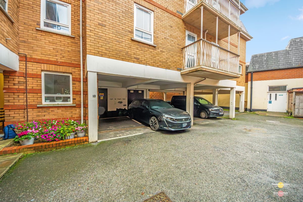 Flat 18 St. Peters Court, Market Place, Sidmouth, Devon, EX10 8AR