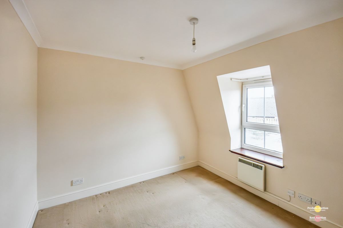 Flat 18 St. Peters Court, Market Place, Sidmouth, Devon, EX10 8AR