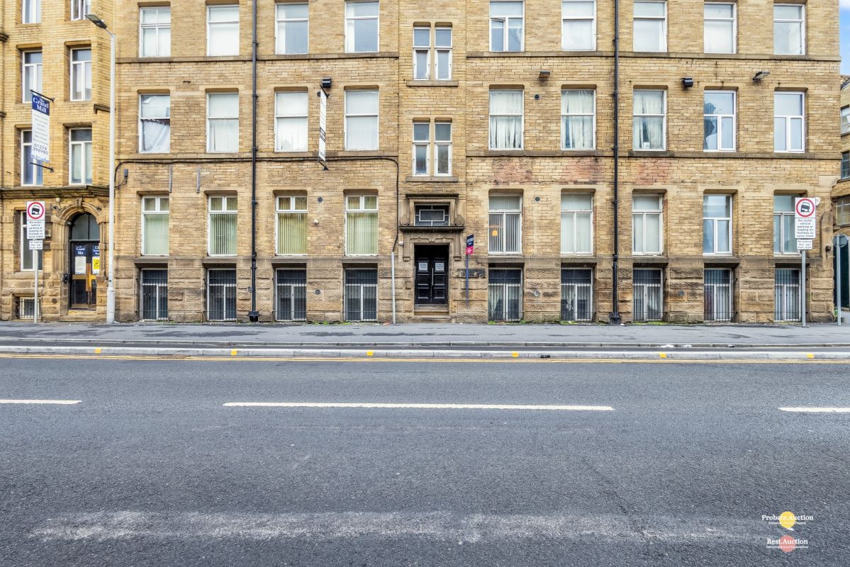 Flat 1, 130 Sunbridge Road, Bradford, Bradford, BD1 2PF