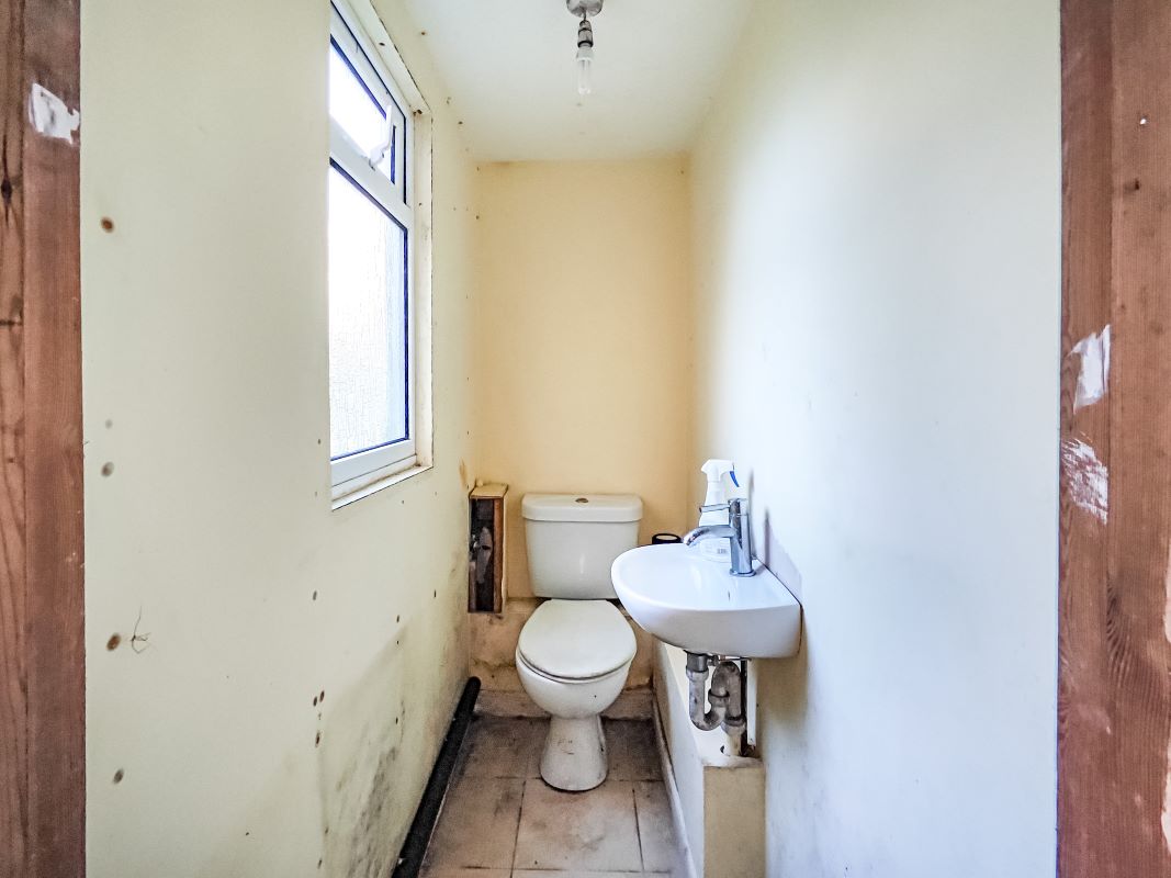 17 Northey Road, Bodmin, Cornwall, PL31 1JE