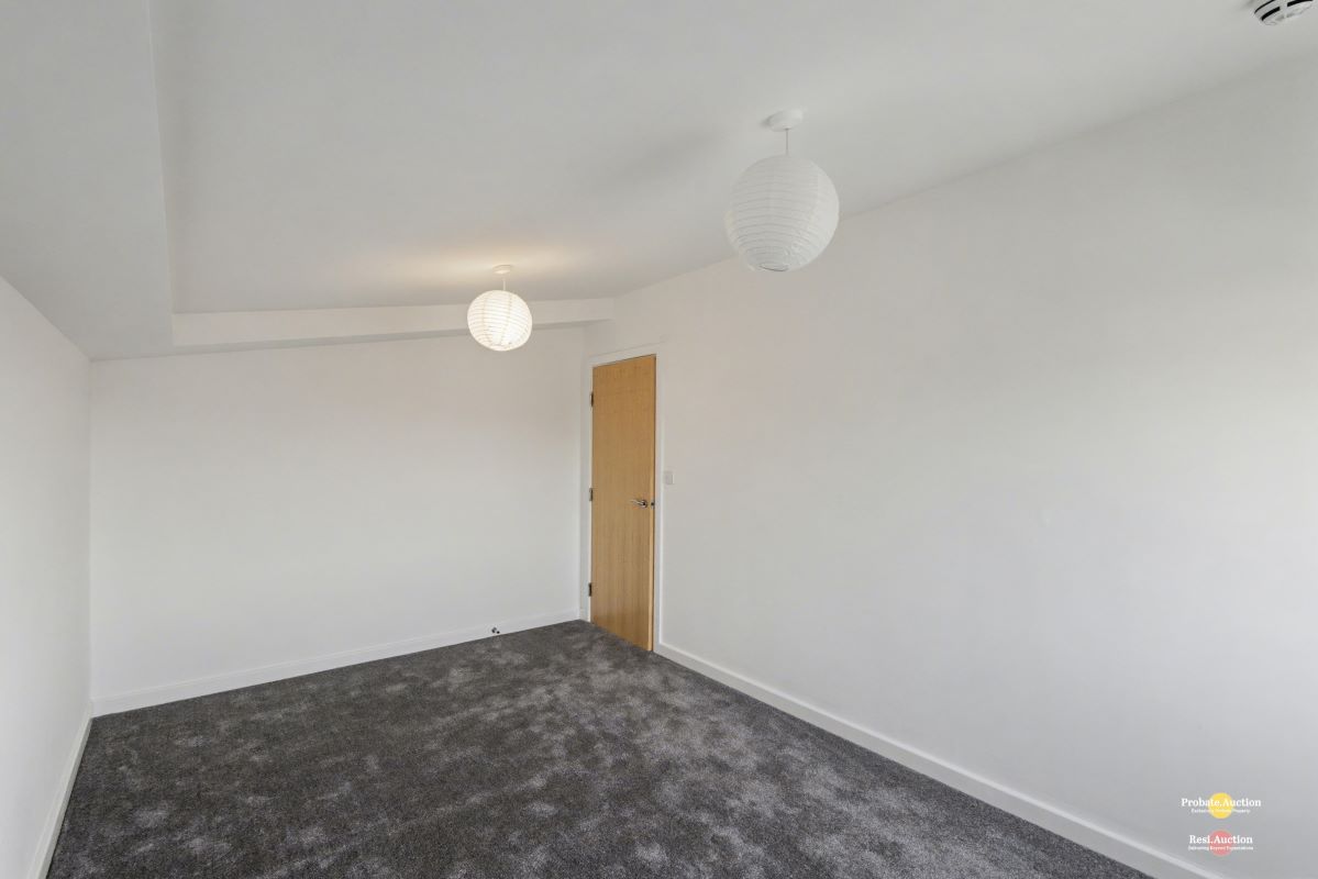 Image 16 of 16