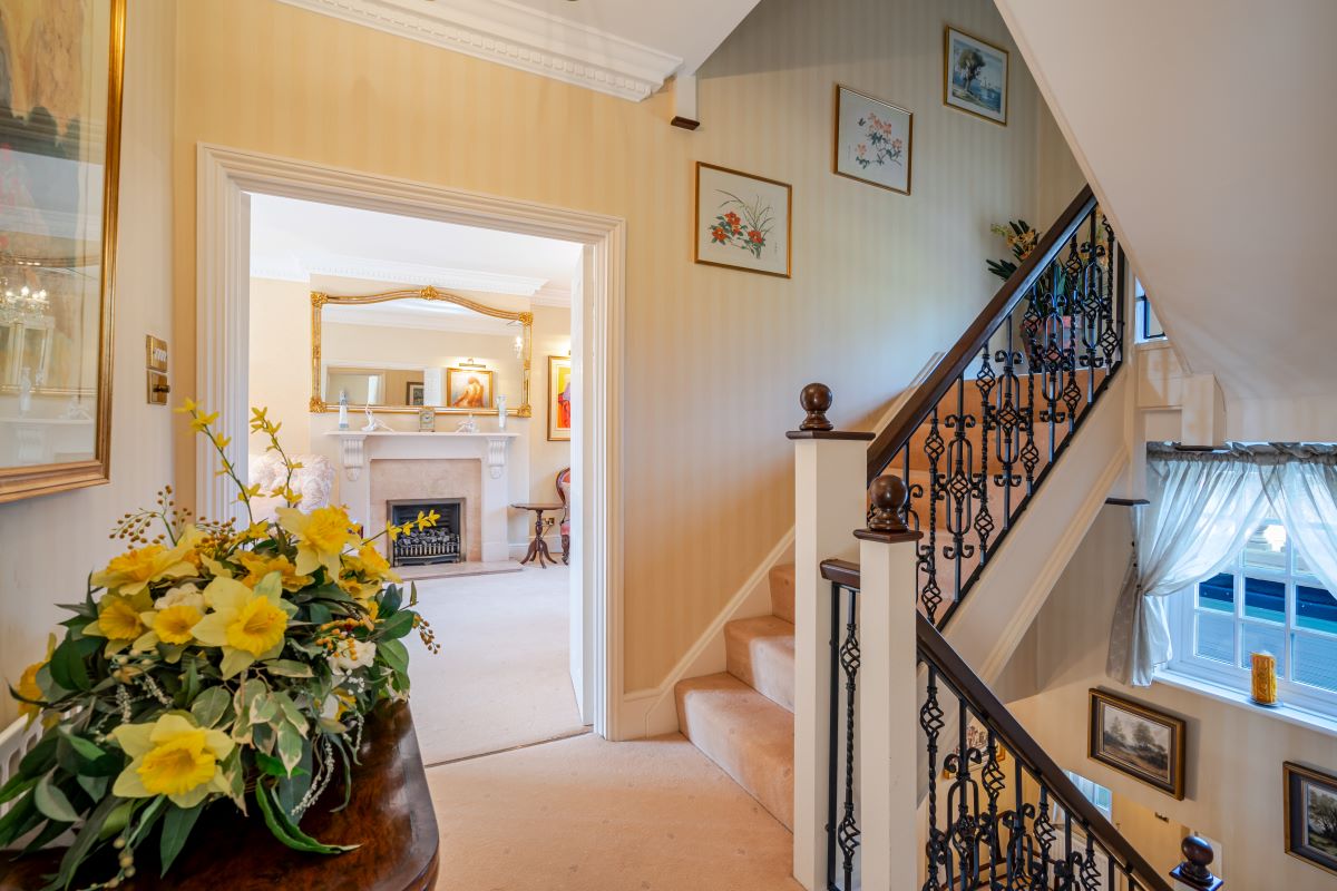 The Dell, 2 Bishopsgate Road, Englefield Green, Egham, Surrey, TW20 0XP