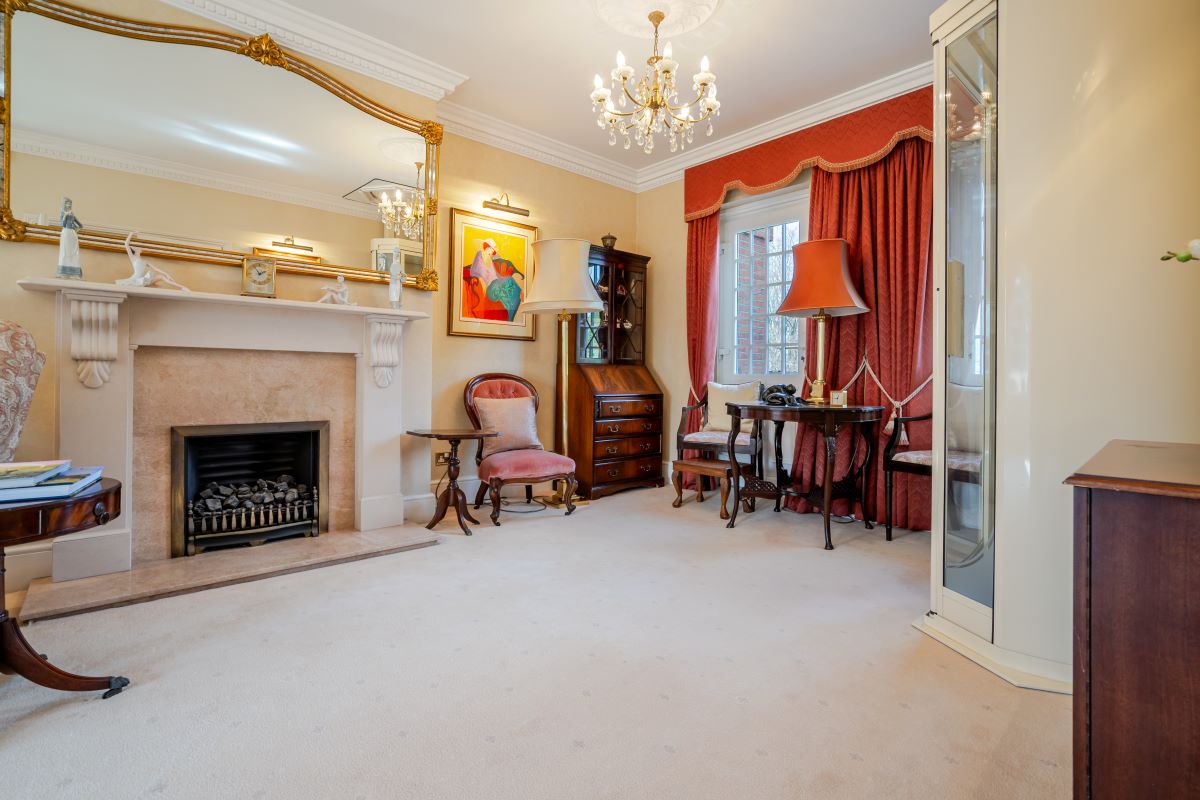 The Dell, 2 Bishopsgate Road, Englefield Green, Egham, Surrey, TW20 0XP