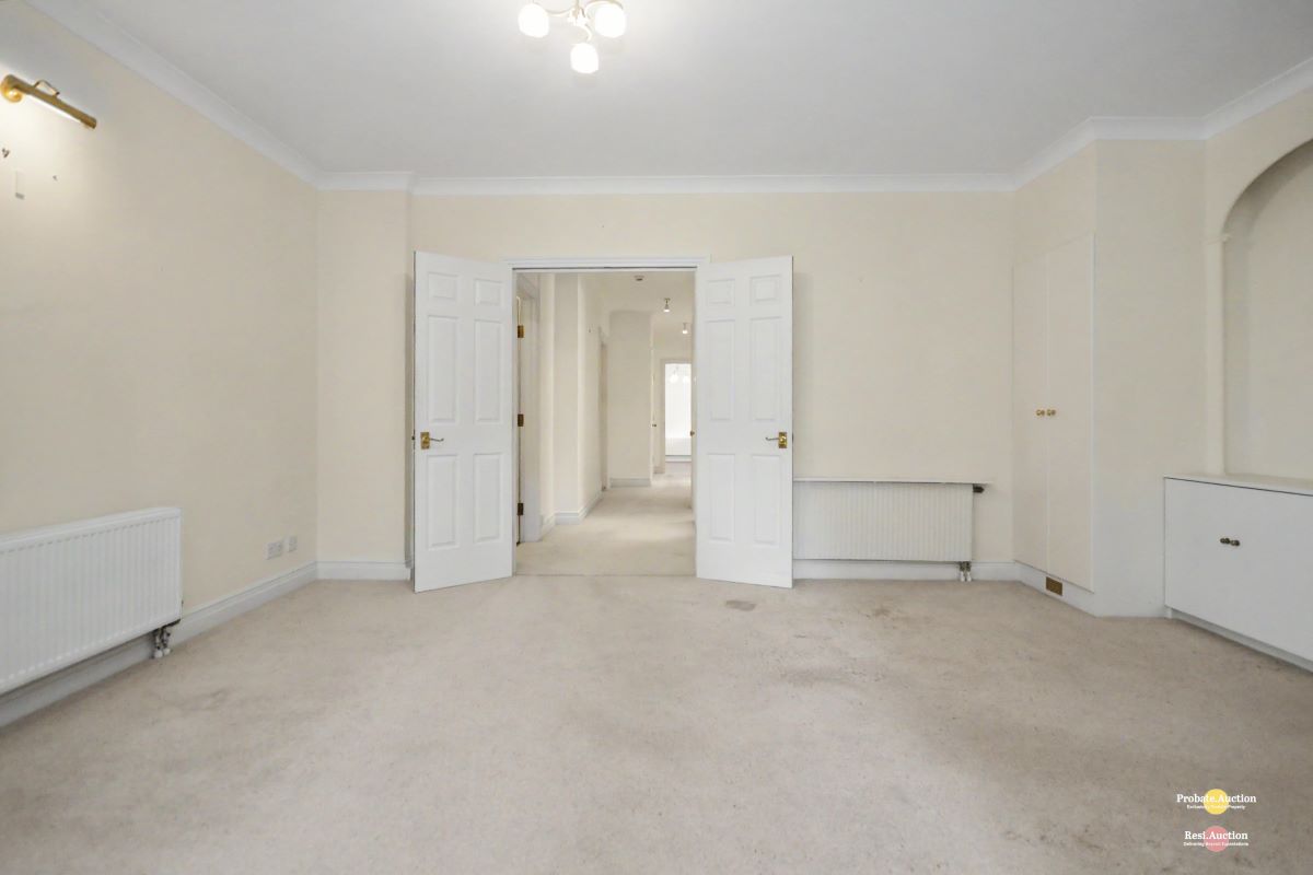 Image 11 of 18