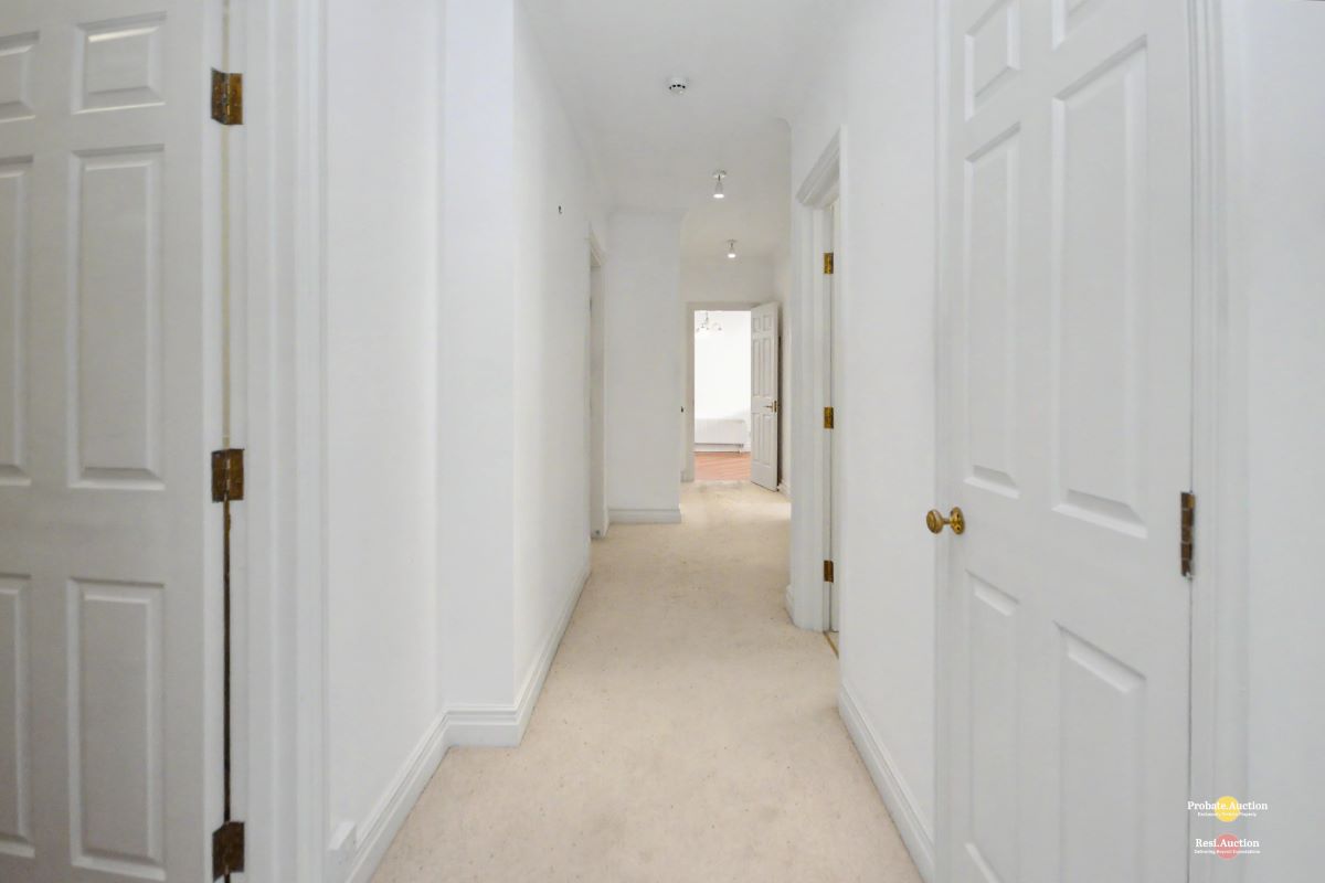 Image 7 of 18