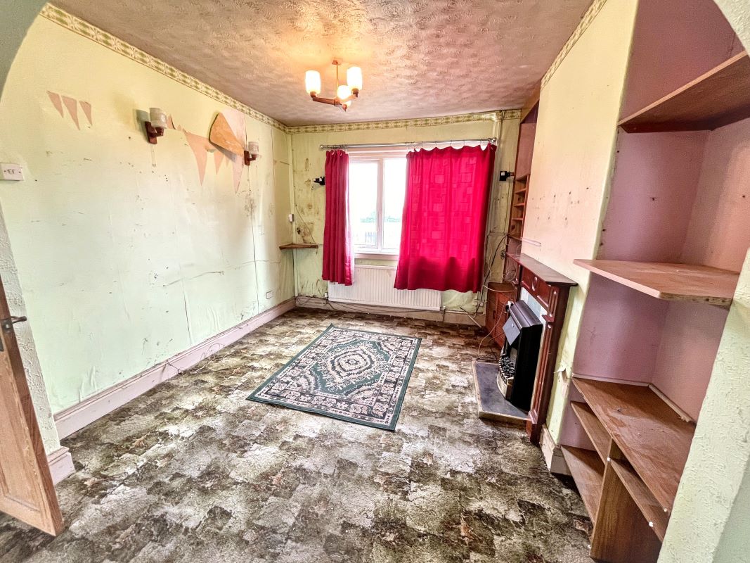 8 Parfitt Terrace, Pontnewydd, Cwmbran, Gwent, NP44 1AS