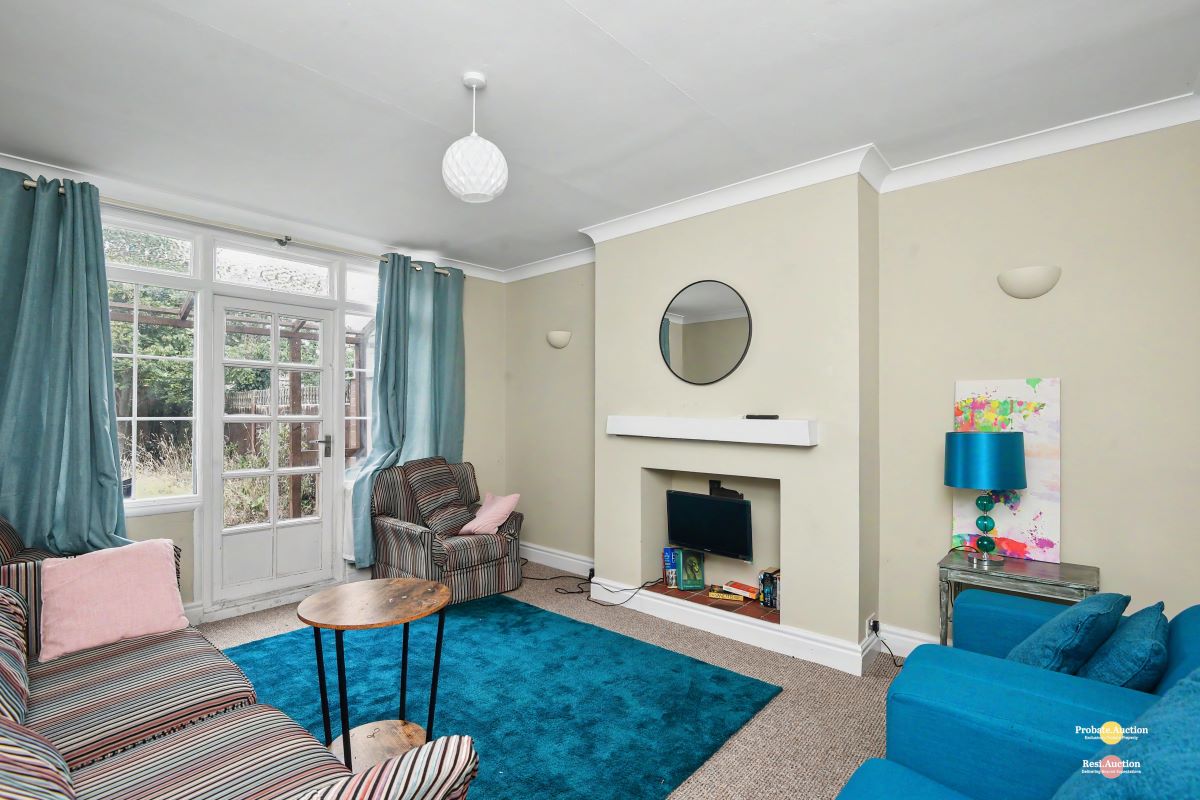 Image 7 of 19
