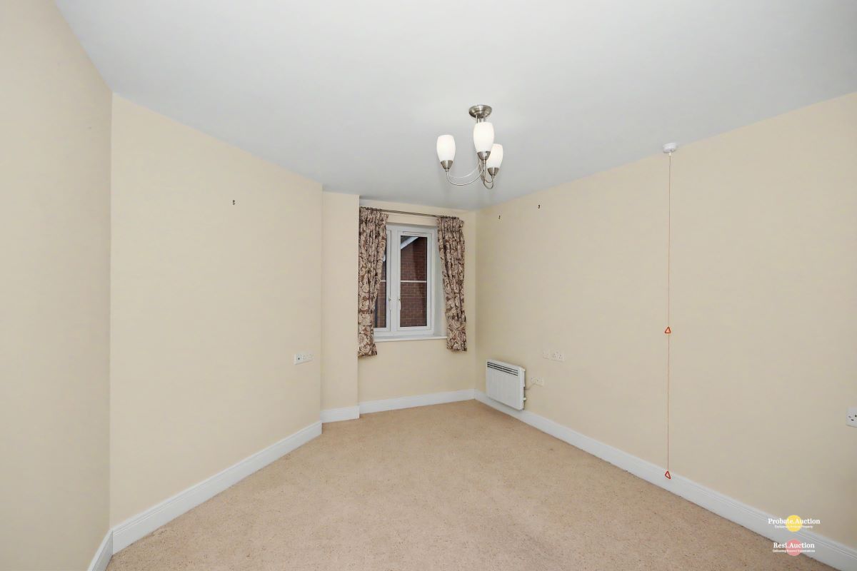 Image 6 of 9