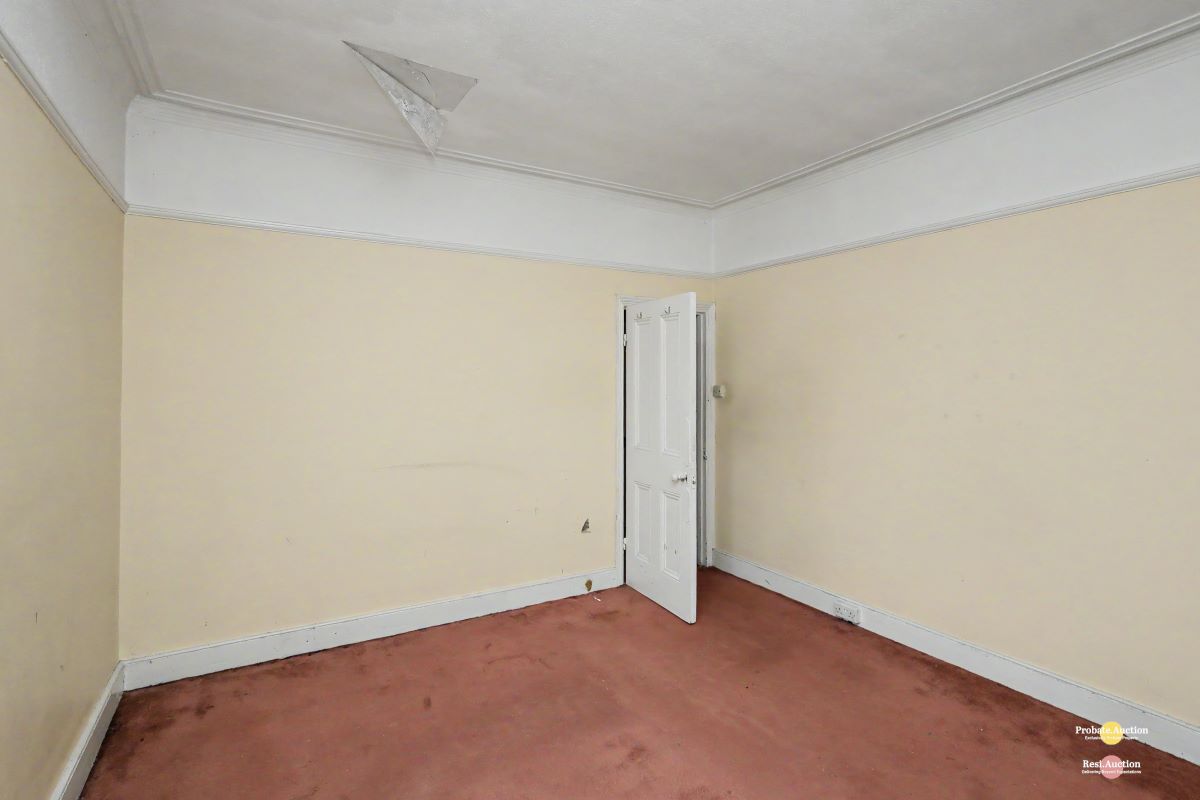 Image 15 of 20