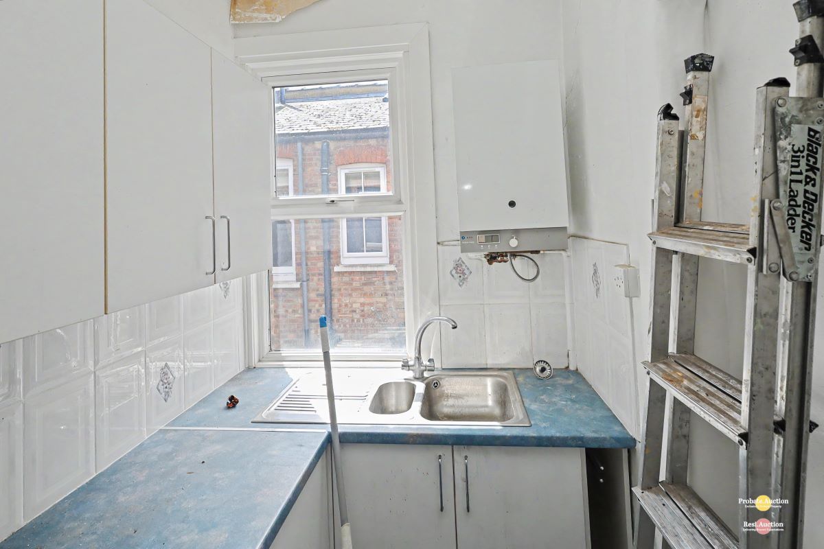 Image 10 of 20
