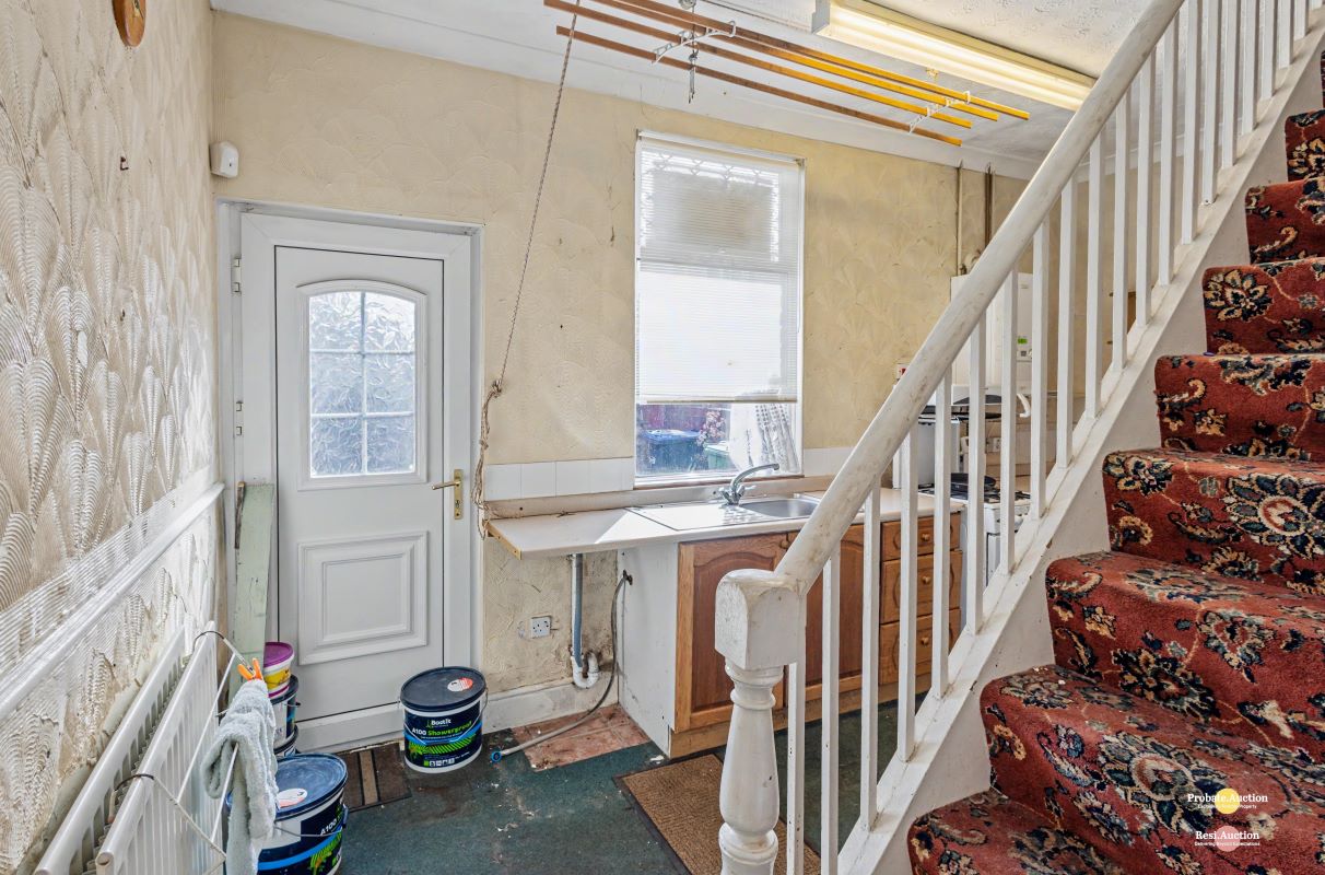 Image 9 of 19