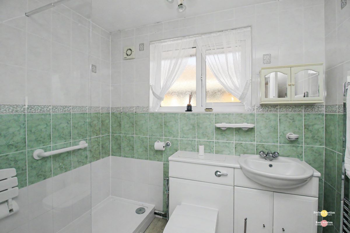 Image 15 of 20