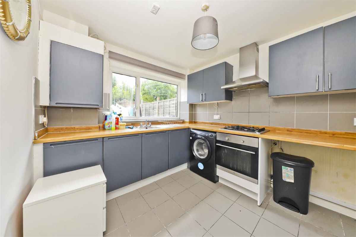 Image 4 of 12