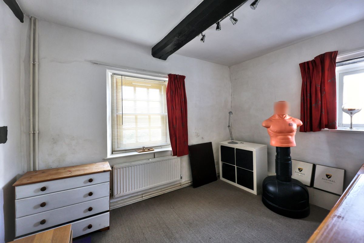 Lot Image