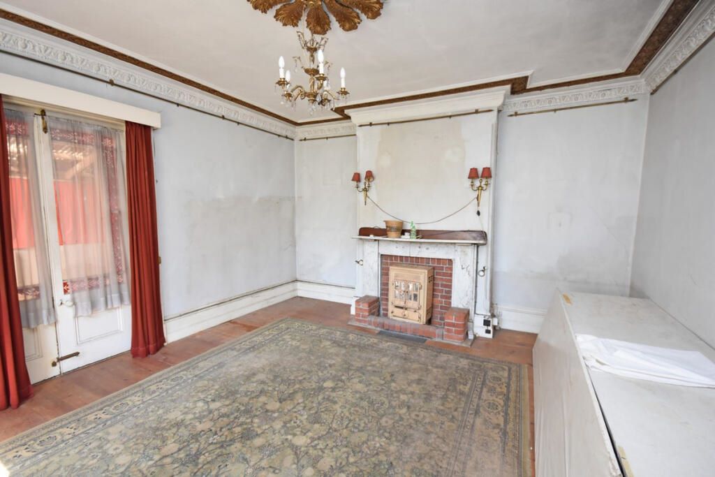 Lot Image