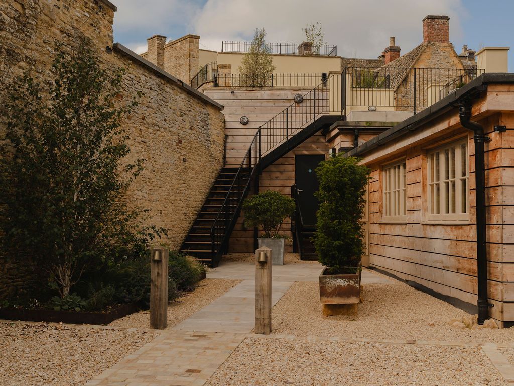 The Vaults At Stow, The Square, Stow on the Wold, Cheltenham, Gloucestershire, GL54 1AF