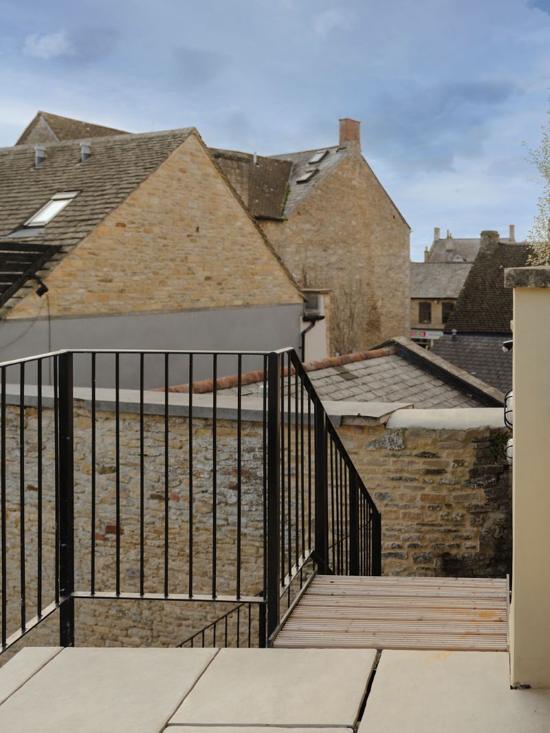 The Vaults At Stow, The Square, Stow on the Wold, Cheltenham, Gloucestershire, GL54 1AF