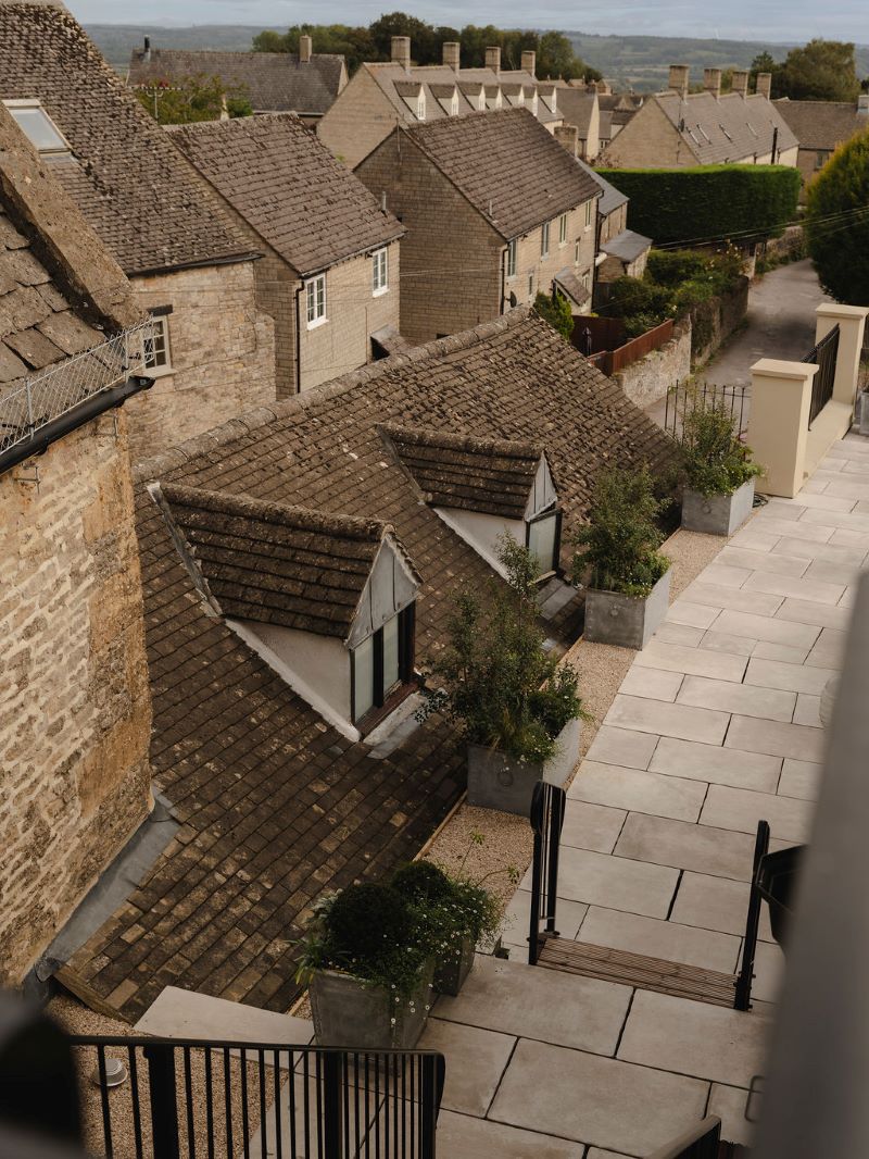 The Vaults At Stow, The Square, Stow on the Wold, Cheltenham, Gloucestershire, GL54 1AF