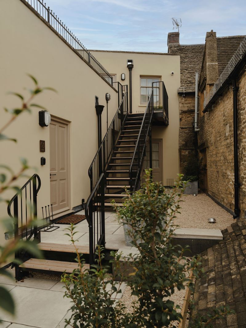 The Vaults At Stow, The Square, Stow on the Wold, Cheltenham, Gloucestershire, GL54 1AF