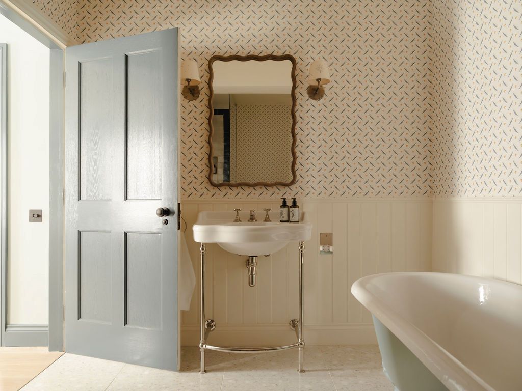 The Vaults At Stow, The Square, Stow on the Wold, Cheltenham, Gloucestershire, GL54 1AF