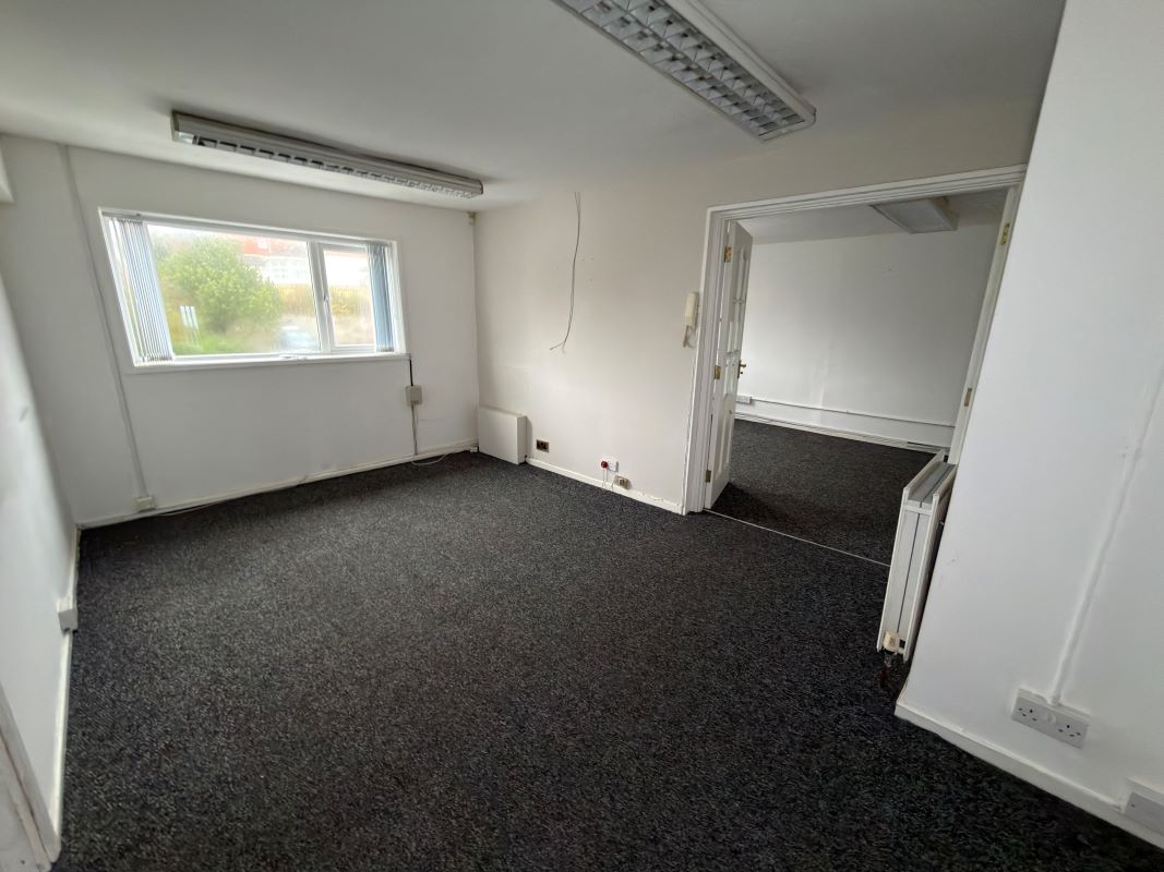 627 Shore Road, Newtownabbey, County Antrim, BT37 0ST