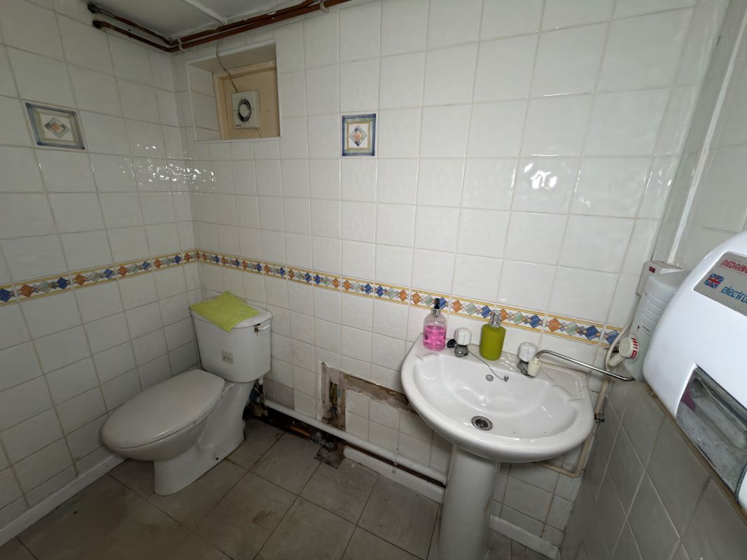 627 Shore Road, Newtownabbey, County Antrim, BT37 0ST