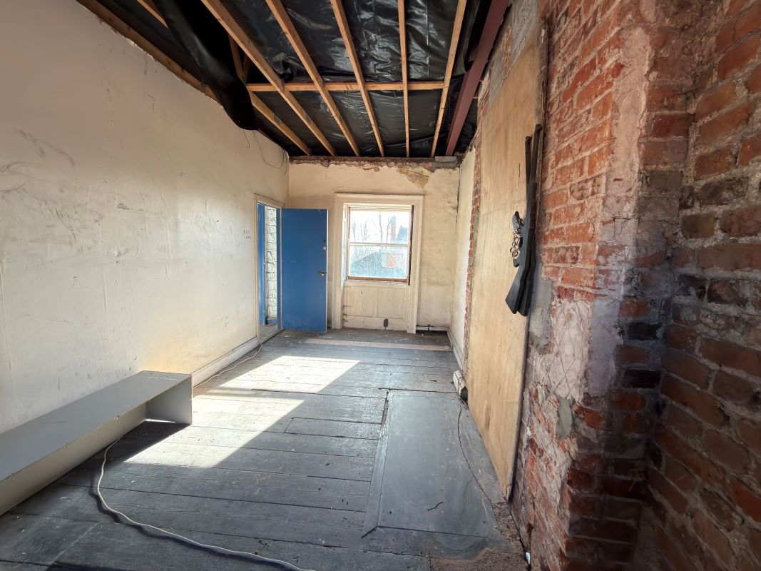 32-36 Castle Street, Lisburn, County Antrim, BT27 4XE