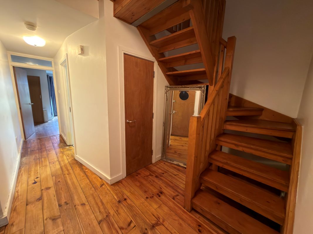 Apt 1, 4-6 Lower Windsor Avenue, Belfast, County Antrim, BT9 7DW