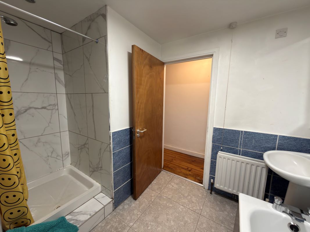 Apt 1, 4-6 Lower Windsor Avenue, Belfast, County Antrim, BT9 7DW