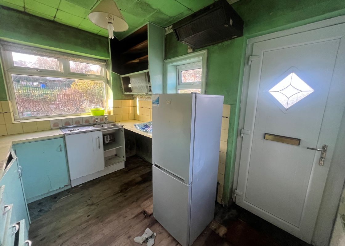 62 Newsome Road, Huddersfield, West Yorkshire, HD4 6NQ