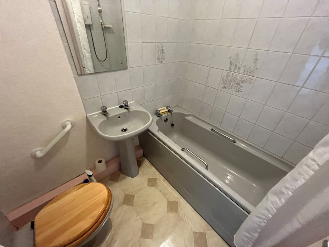 Lot Image