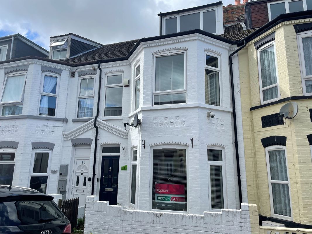 Walpole Road, Great Yarmouth, Norfolk, NR30 4NG Online Auctions