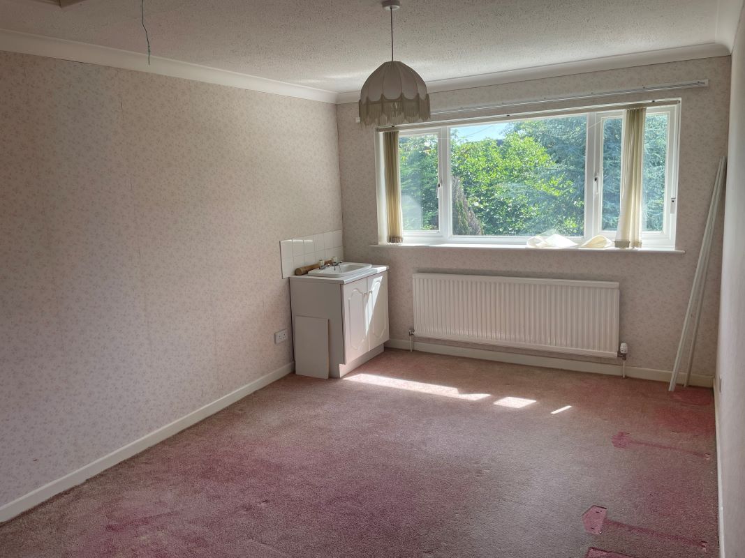 Highbank, 1 Skinners Lane, Wroxham, Norwich, Norfolk, NR12 8SJ