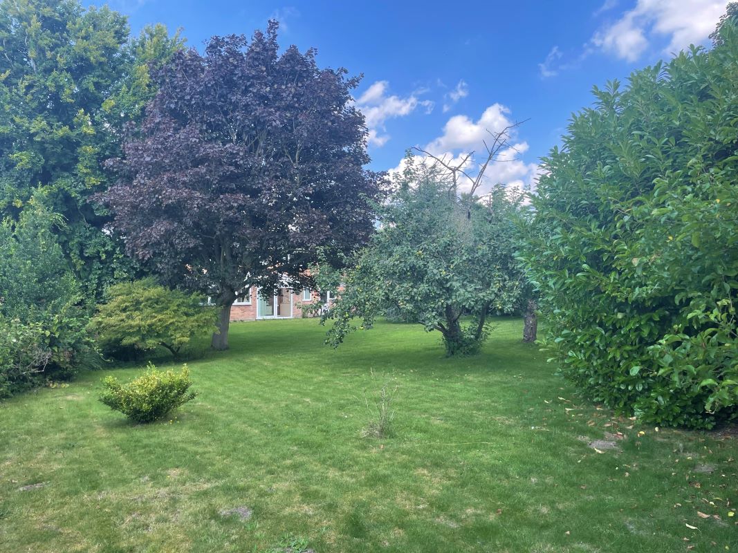 Highbank, 1 Skinners Lane, Wroxham, Norwich, Norfolk, NR12 8SJ