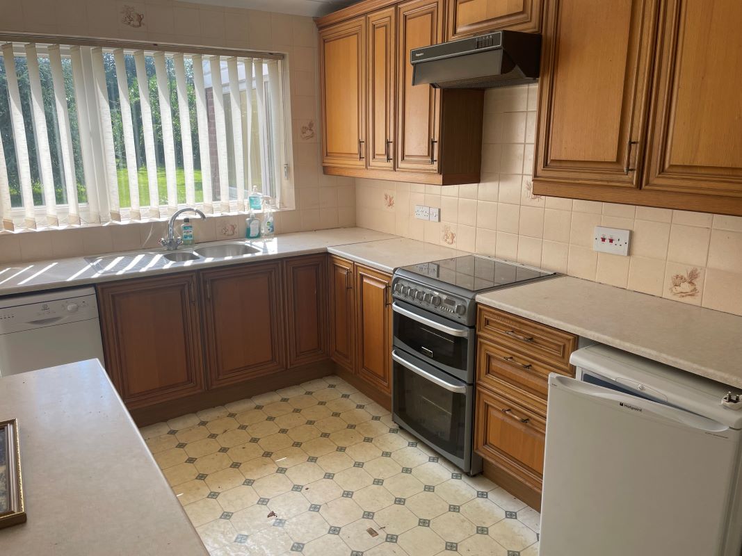 Highbank, 1 Skinners Lane, Wroxham, Norwich, Norfolk, NR12 8SJ