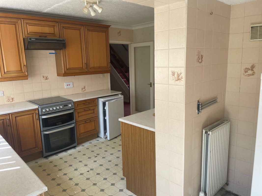 Highbank, 1 Skinners Lane, Wroxham, Norwich, Norfolk, NR12 8SJ