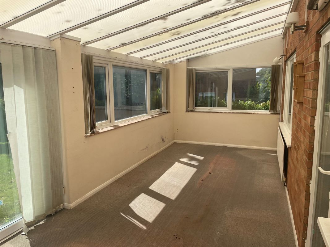 Highbank, 1 Skinners Lane, Wroxham, Norwich, Norfolk, NR12 8SJ