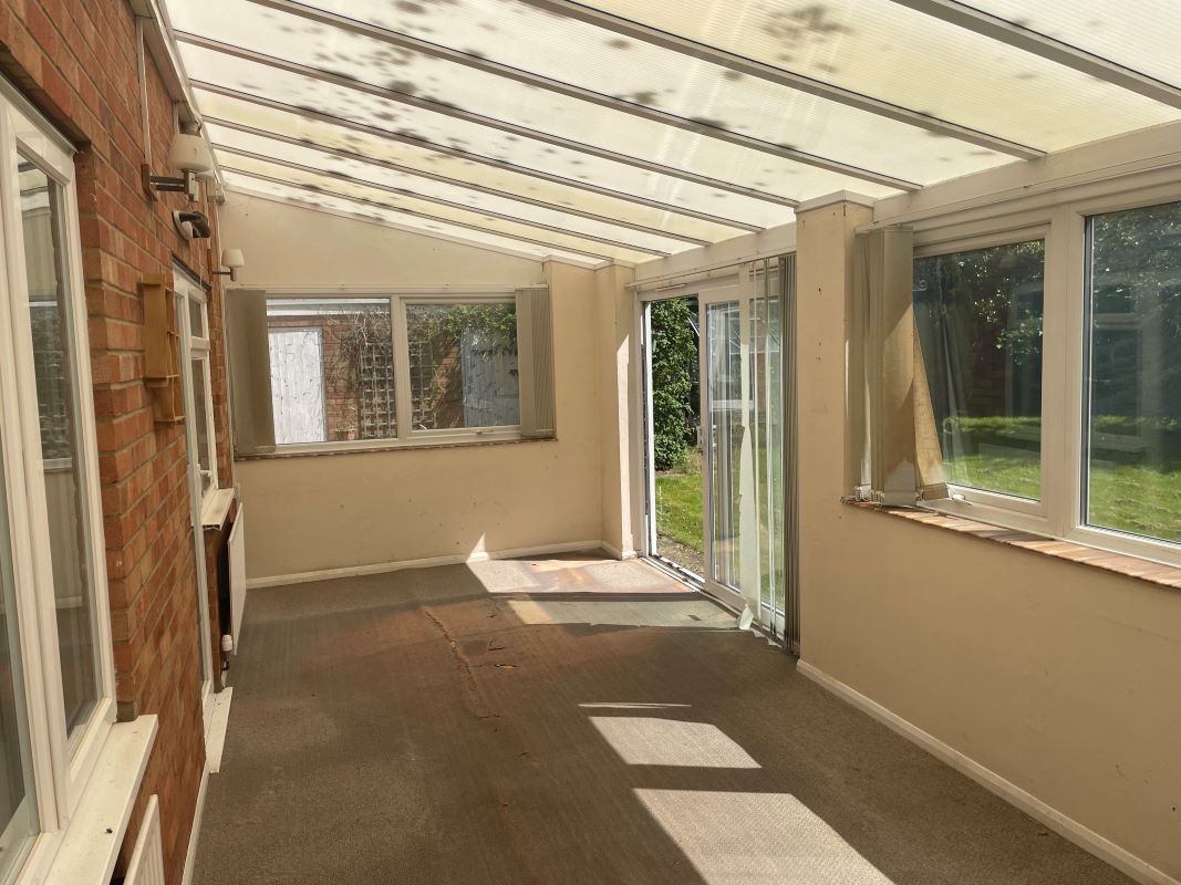 Highbank, 1 Skinners Lane, Wroxham, Norwich, Norfolk, NR12 8SJ