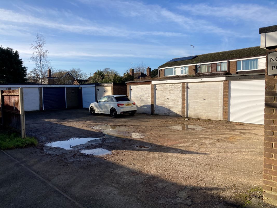 Garages, Wadgate Road, Felixstowe, Suffolk, IP11 2LU