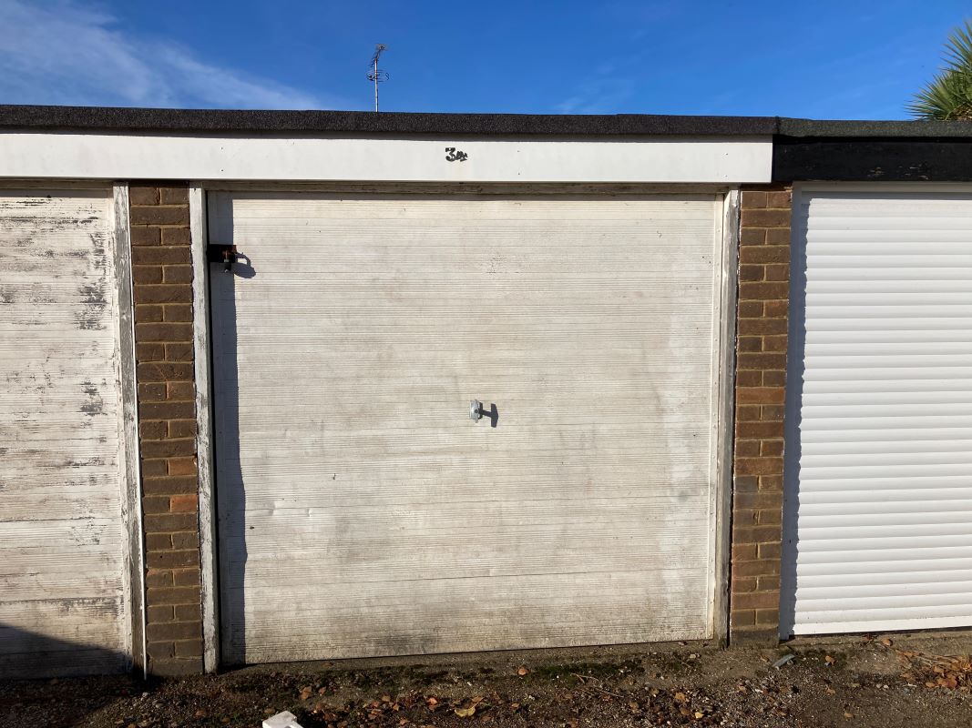 Garages, Wadgate Road, Felixstowe, Suffolk, IP11 2LU