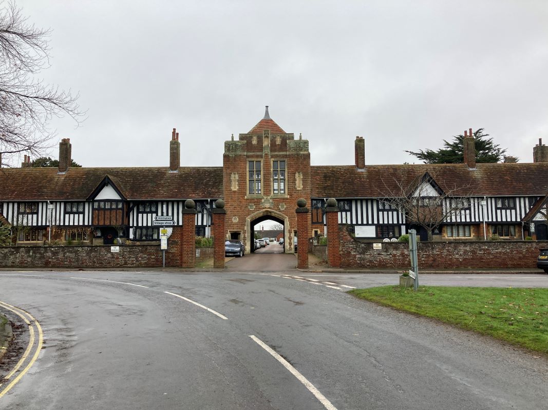 1 Pilgrims Way, Thorpeness, Leiston, Suffolk, IP16 4LZ