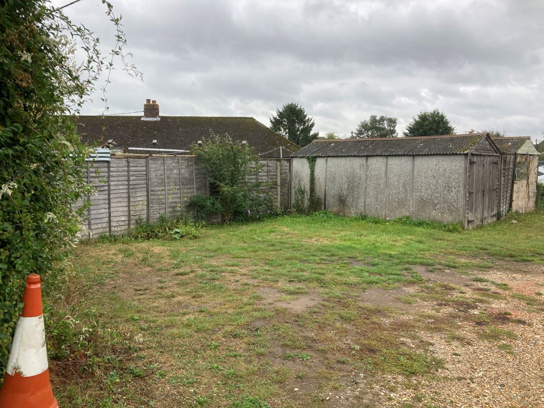 Garages and Land between nos 30 & 32, Meadow Close, Narborough, King's Lynn, Norfolk, PE32 1SZ