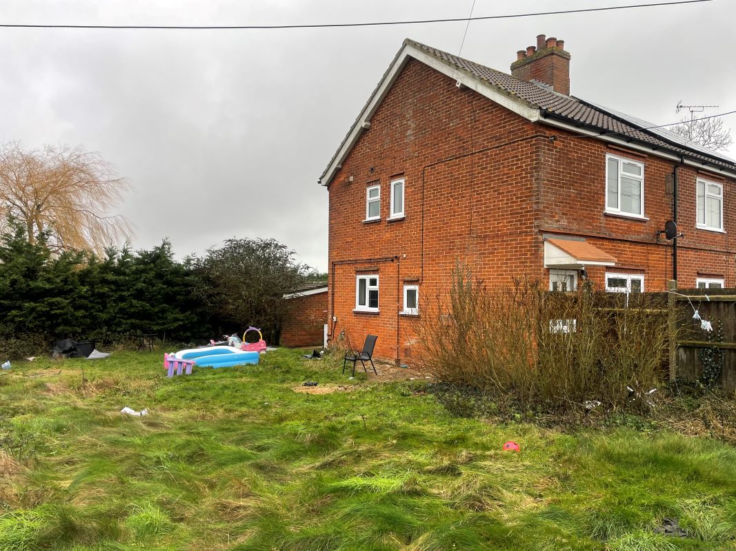 4 West End, Whissonsett, Dereham, Norfolk, NR20 5SS