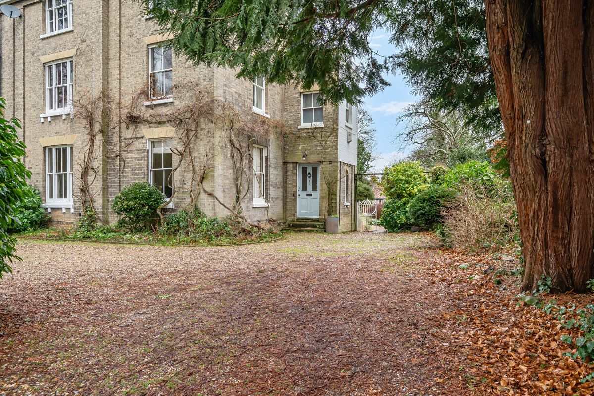 8 Town Close Road, Norwich, Norfolk, NR2 2NB