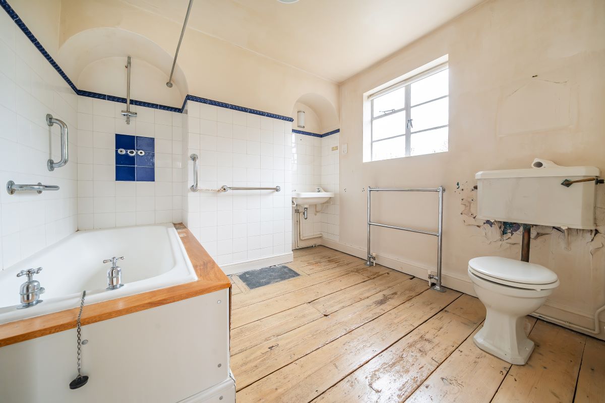 8 Town Close Road, Norwich, Norfolk, NR2 2NB