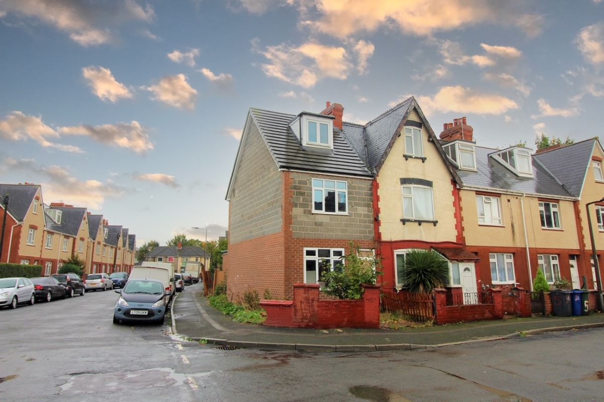 Property for Auction in South Yorkshire - 7A Wainwright Road, Doncaster, South Yorkshire, DN4 5BU