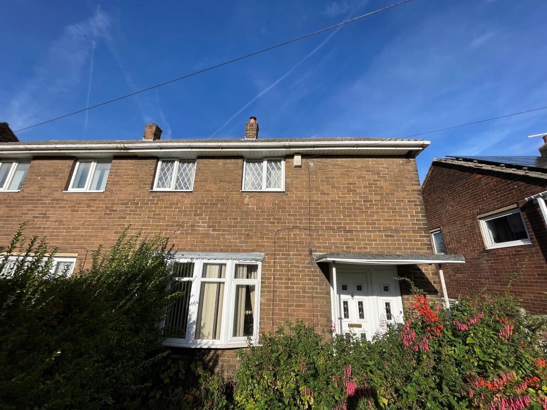 Property for Auction in South Yorkshire - 153 Farm Road, Barnsley, South Yorkshire, S70 3DW