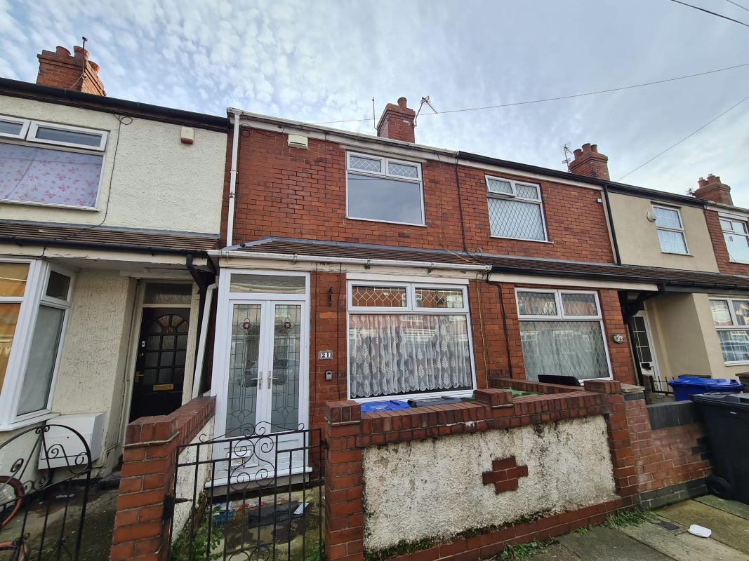 Property for Auction in Lincolnshire - 21 Lawson Avenue, Grimsby, South Humberside, DN31 2EN